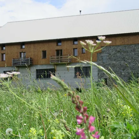 Prunelle Apartment